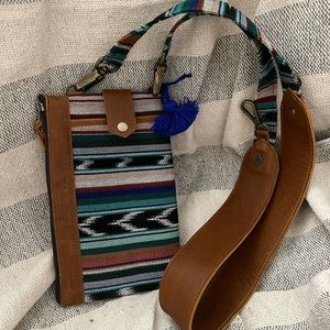 Nena and Co. Everything clutch and strap set nwot